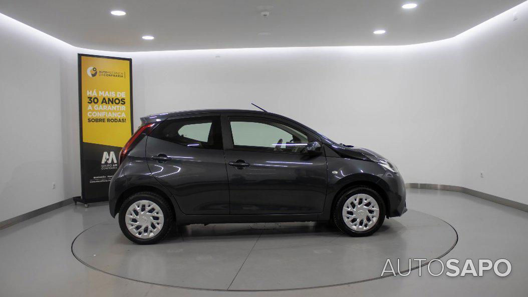 Toyota Aygo 1.0 X-Play+X-Touch de 2020