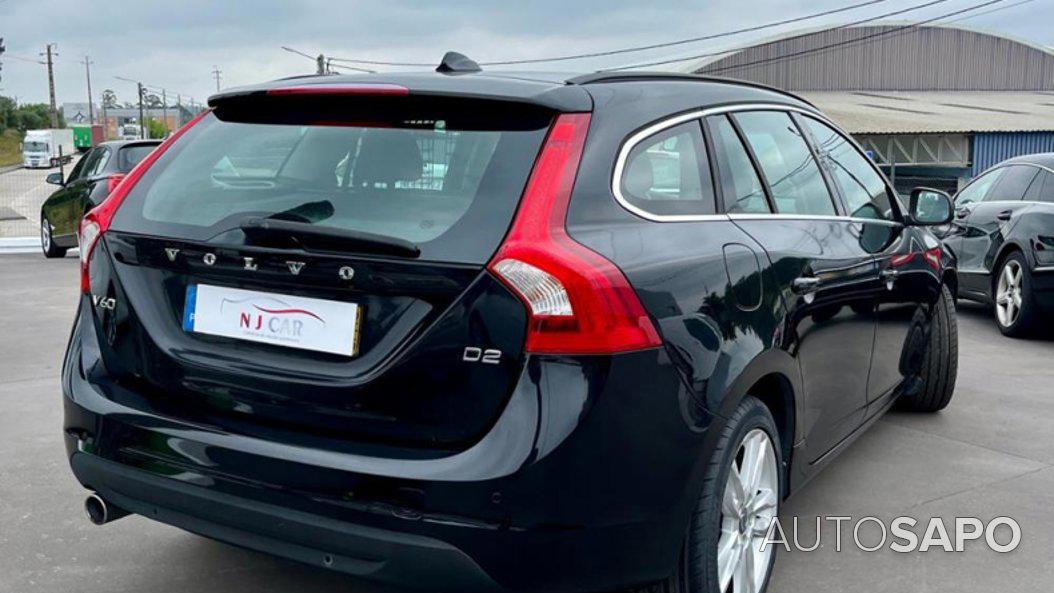 Volvo V60 1.6 D2 Drive Kinetic Powershift Start/Stop de 2012