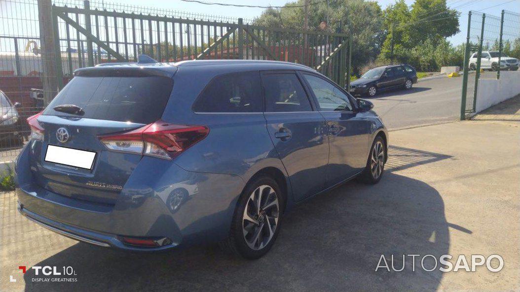 Toyota Auris 1.8 HSD Sport de 2015