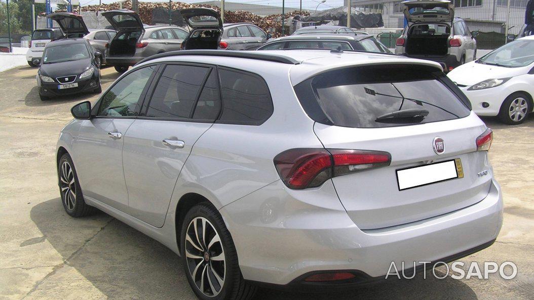 Fiat Tipo 1.6 M-Jet Lounge Tech J17 de 2019