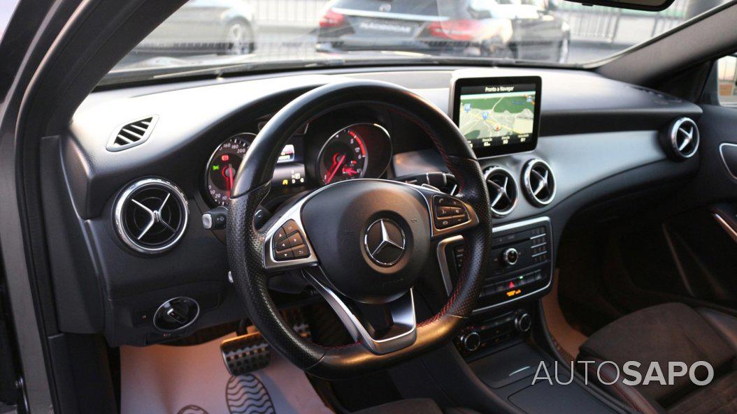 Mercedes-Benz Classe GLA de 2015