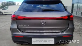 Mercedes-Benz EQA 250+ AMG Line de 2024