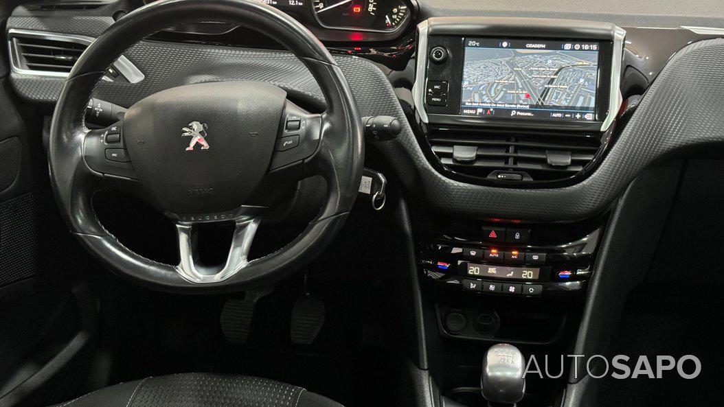 Peugeot 208 1.2 PureTech Allure de 2018