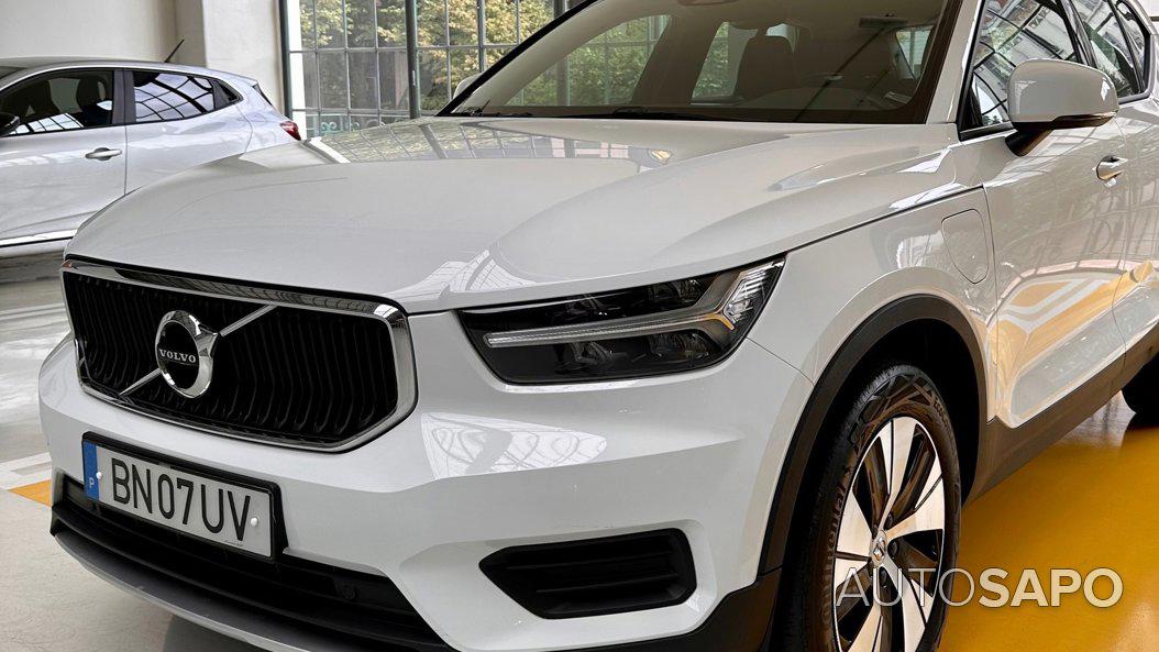 Volvo XC40 1.5 T5 PHEV Momentum Plus de 2021