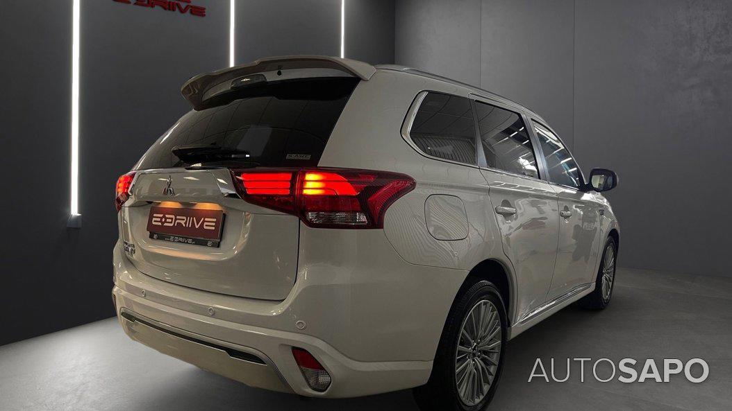 Mitsubishi Outlander de 2020