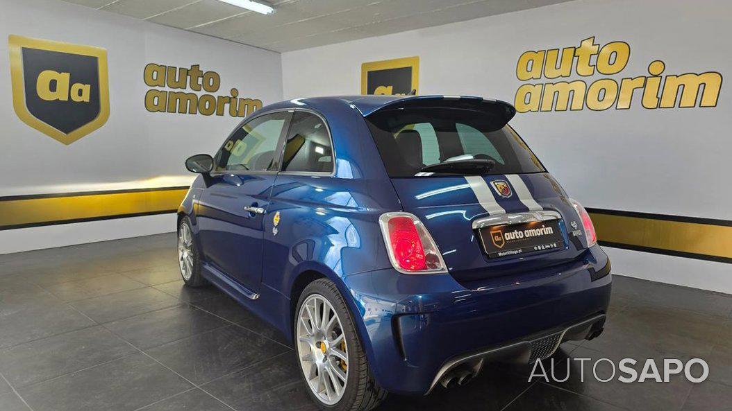 Abarth 695 de 2011