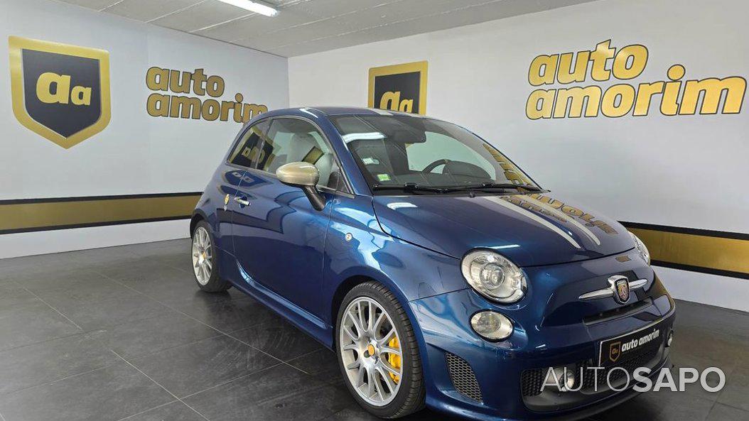 Abarth 695 de 2011