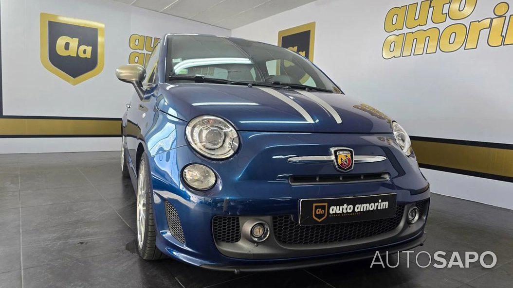 Abarth 695 de 2011