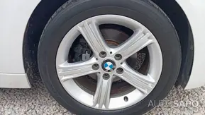 BMW Série 3 318 d Line Modern de 2014