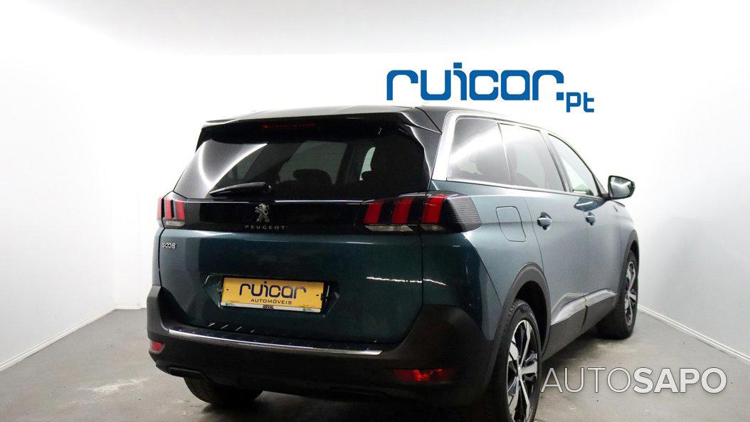 Peugeot 5008 de 2020