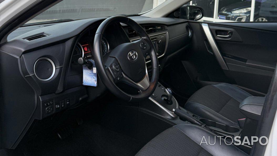 Toyota Auris 1.8 HSD Exclusive de 2014