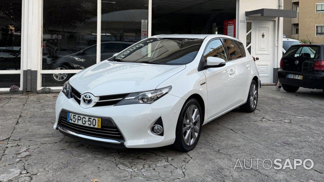 Toyota Auris 1.8 HSD Exclusive de 2014