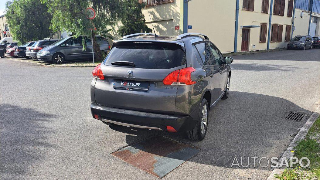 Peugeot 2008 1.2 VTi Allure de 2015