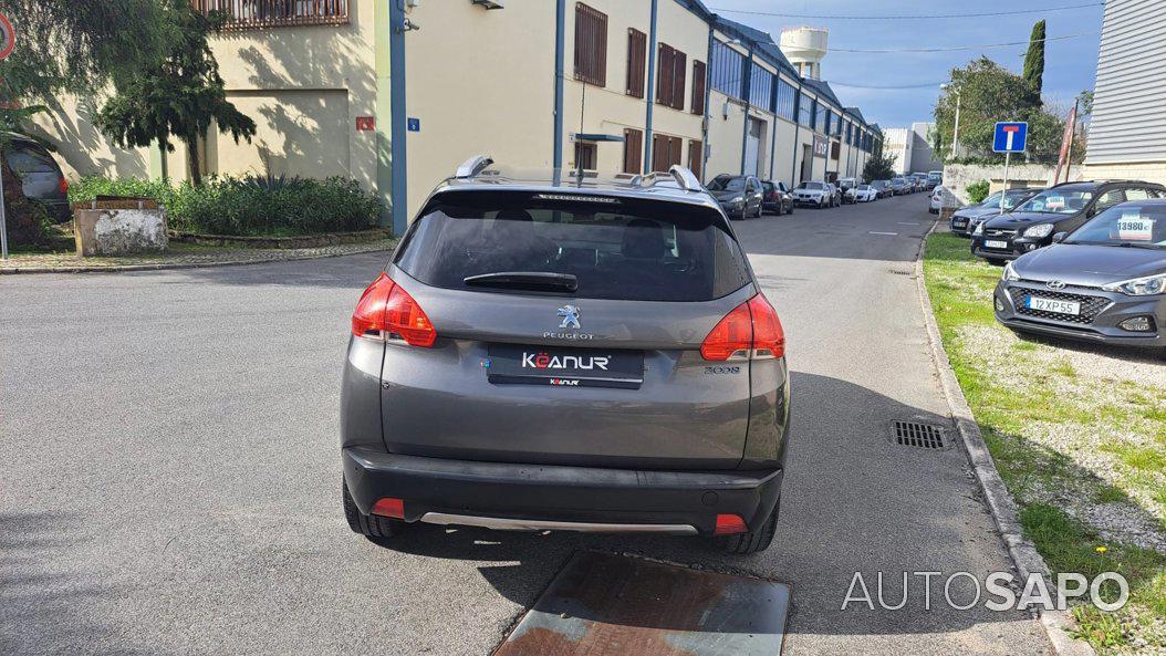 Peugeot 2008 1.2 VTi Allure de 2015