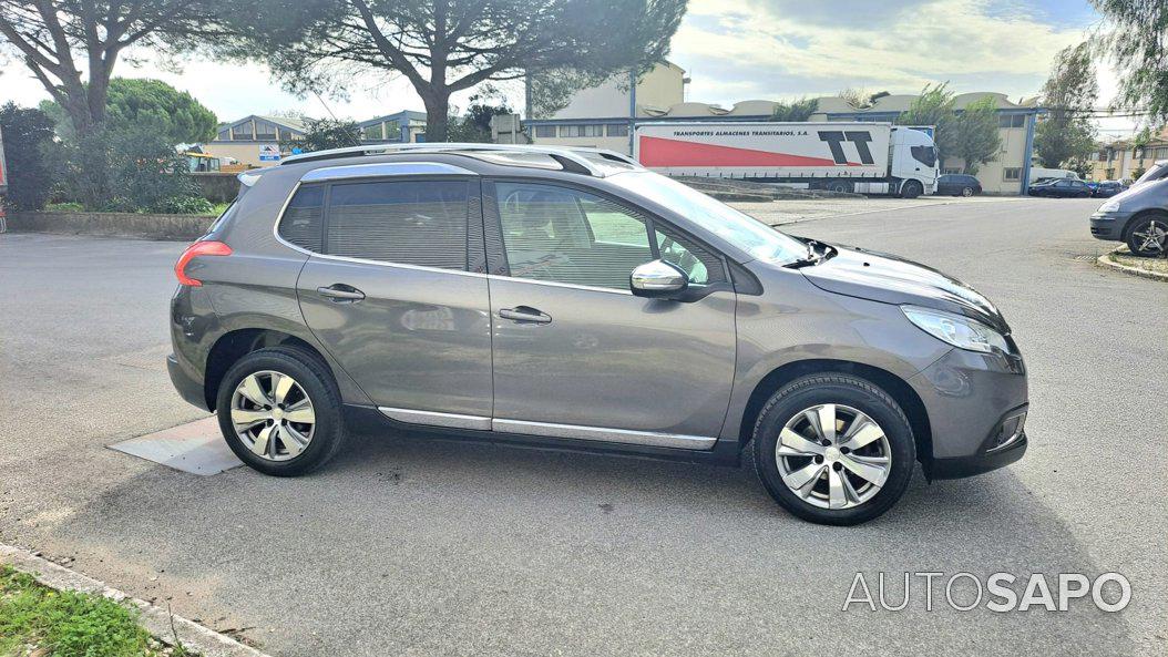 Peugeot 2008 1.2 VTi Allure de 2015