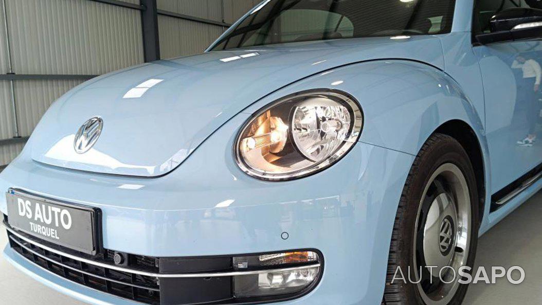 Volkswagen New Beetle de 2014