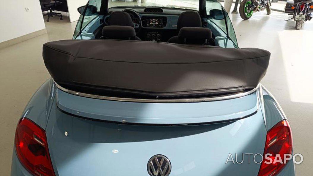 Volkswagen New Beetle de 2014