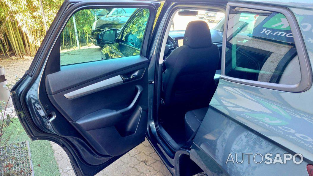 Skoda Karoq 1.6 TDI Ambition DSG de 2019