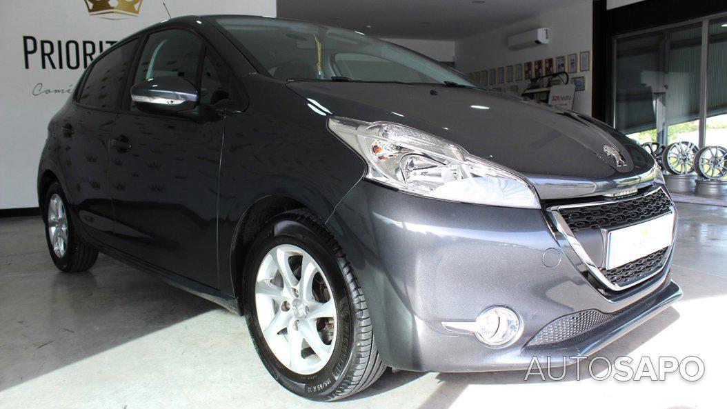 Peugeot 208 de 2015