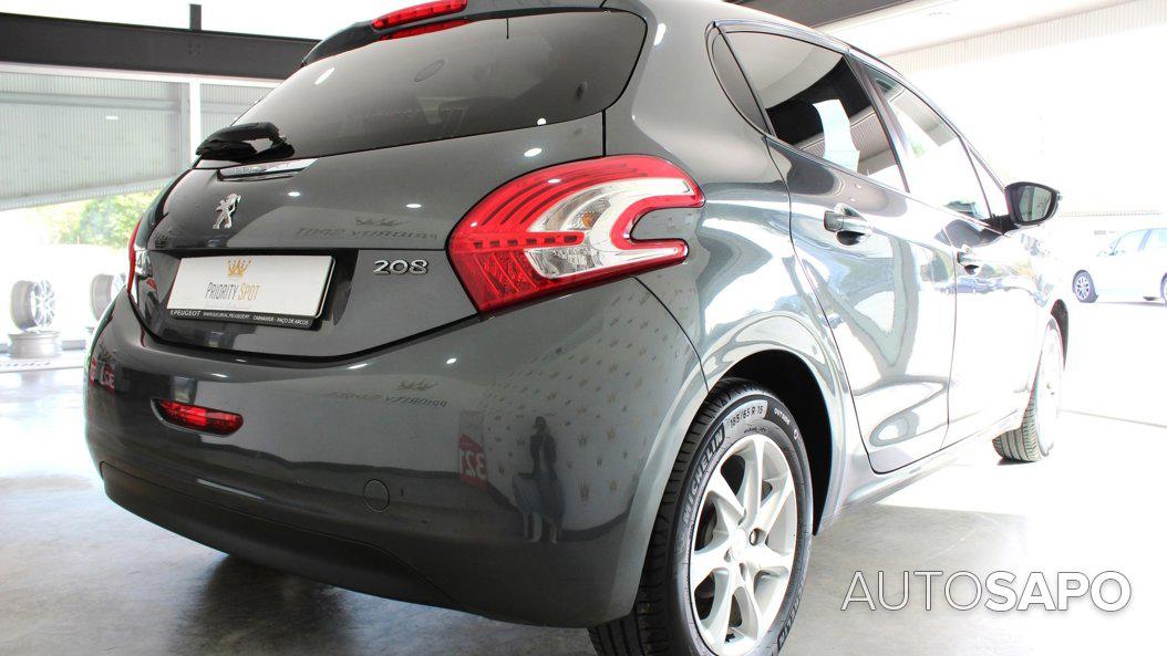 Peugeot 208 de 2015