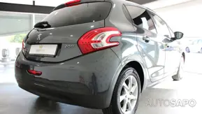 Peugeot 208 de 2015