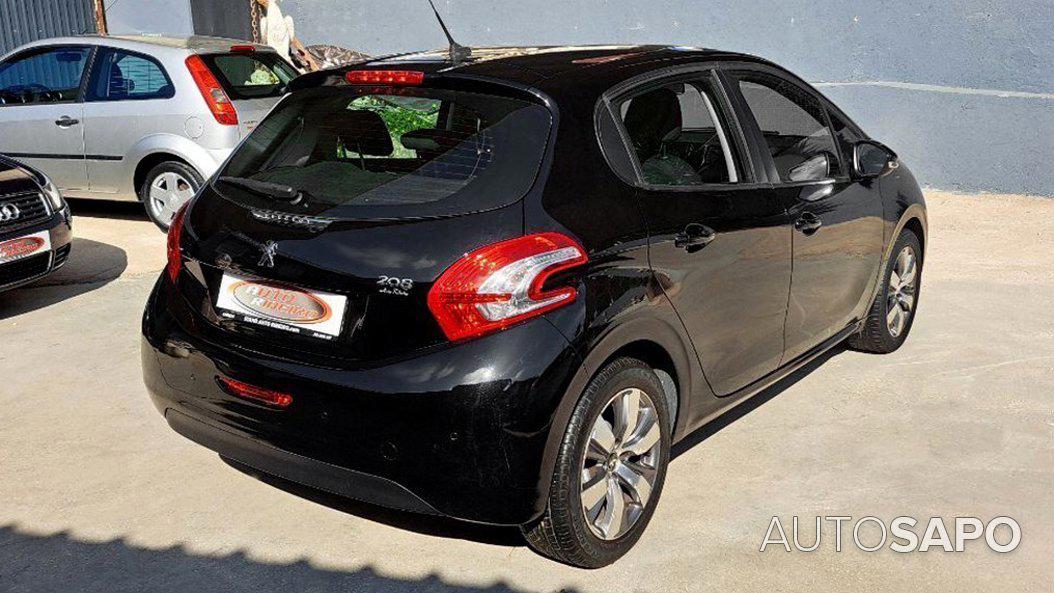 Peugeot 208 de 2015