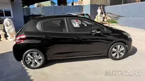 Peugeot 208 de 2015