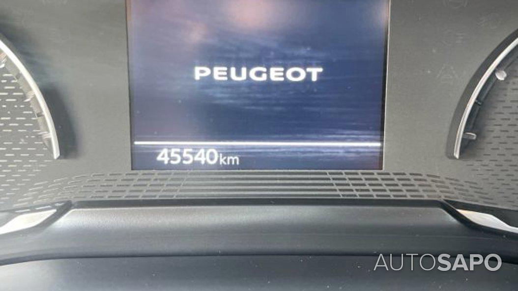 Peugeot 2008 1.2 PureTech Active Pack de 2023