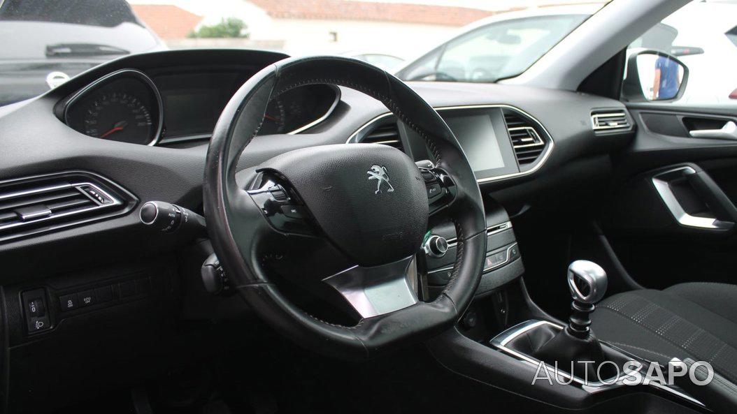 Peugeot 308 de 2014