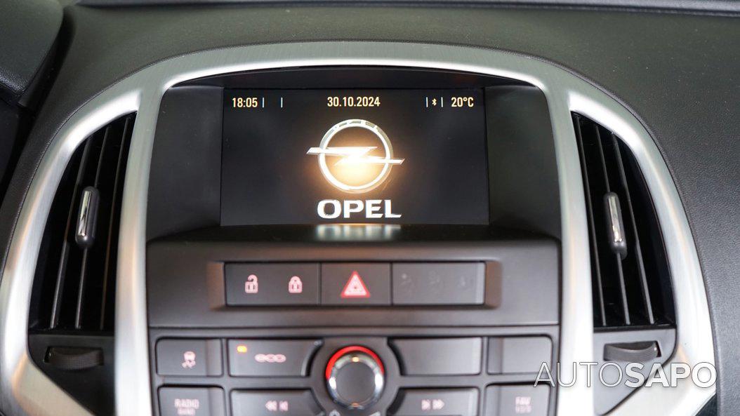 Opel Astra de 2012