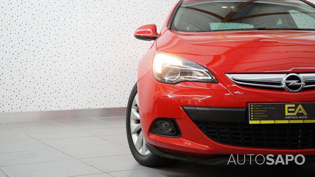 Opel Astra de 2012