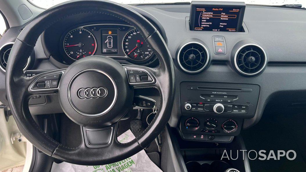 Audi A1 1.6 TDi Advance de 2011