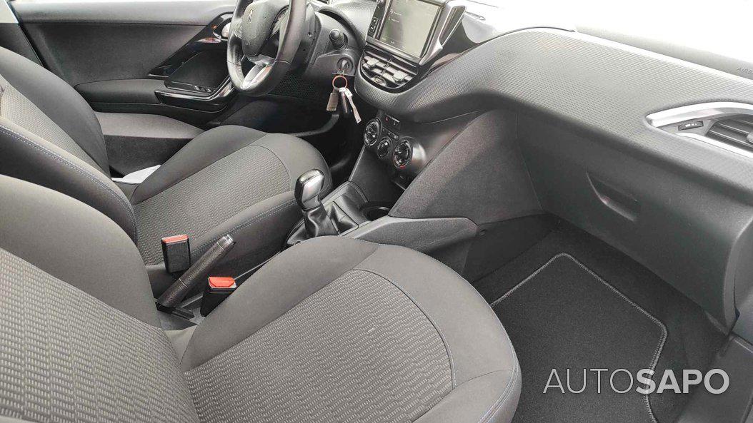 Peugeot 208 1.5 HDI Signature de 2019