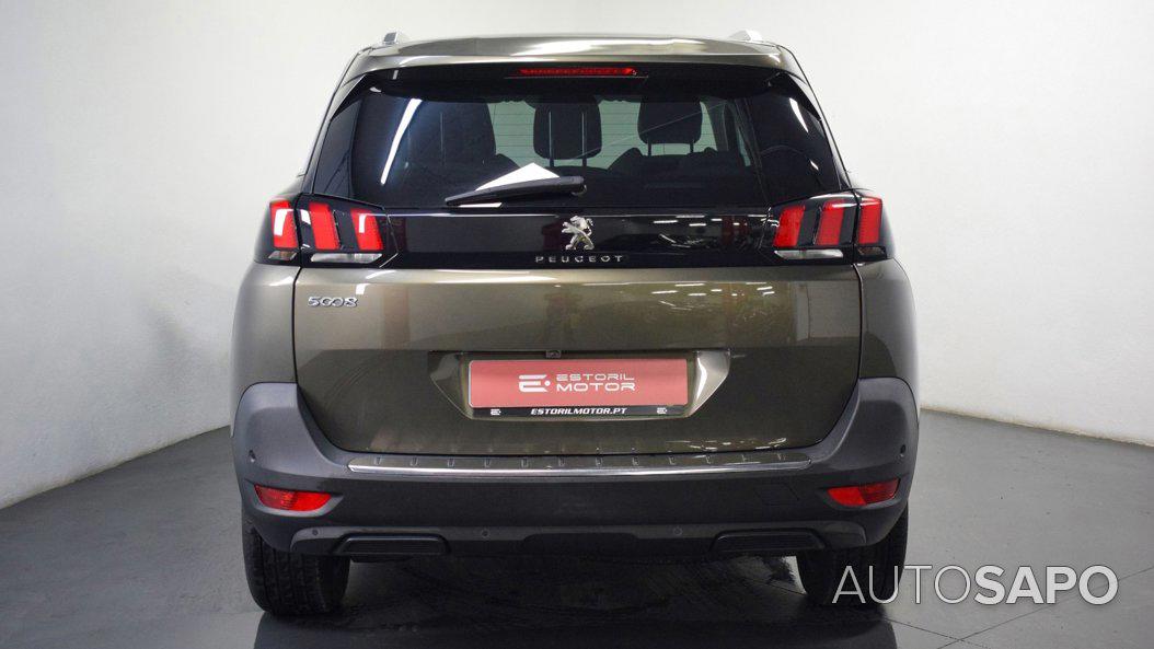 Peugeot 5008 de 2020