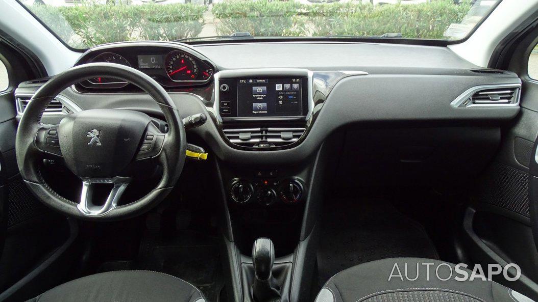 Peugeot 208 1.2 PureTech Style de 2015