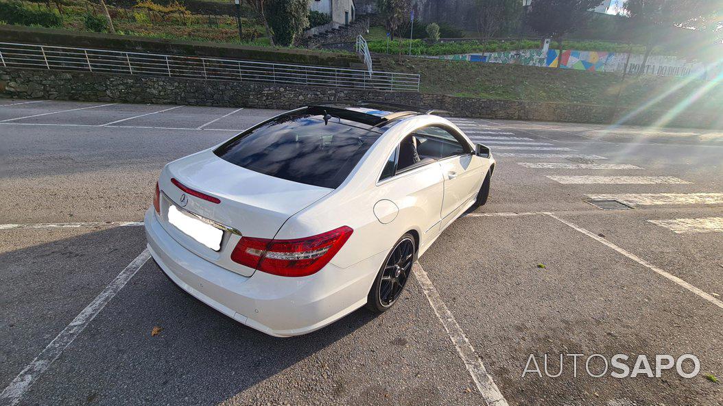 Mercedes-Benz Classe E 220 BlueTEC Elegance de 2012