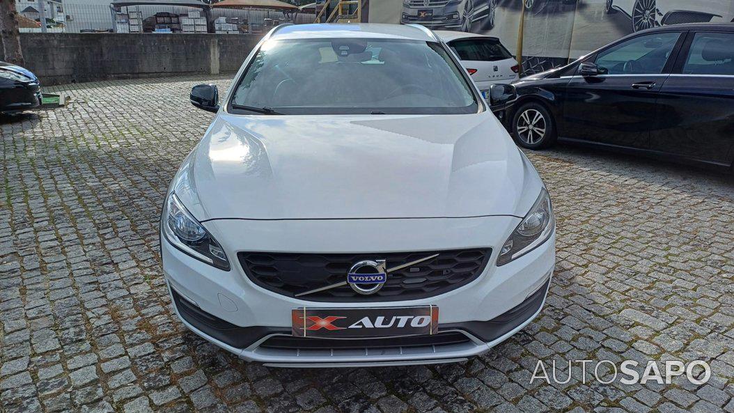 Volvo V60 Cross Country 2.0 D3 Summum de 2015