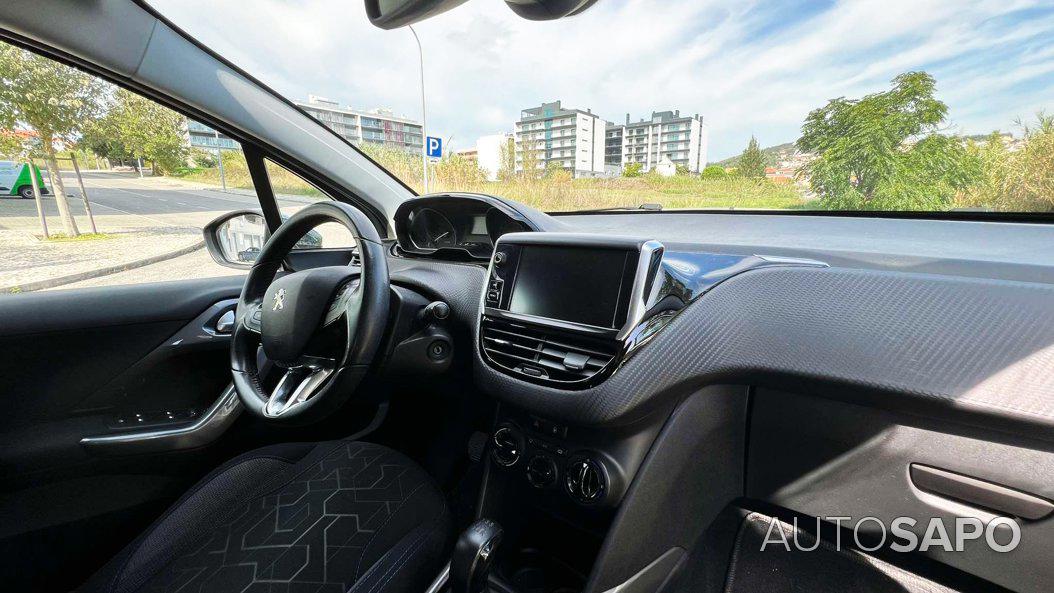 Peugeot 2008 1.2 PureTech Style de 2018