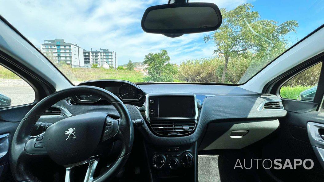 Peugeot 2008 1.2 PureTech Style de 2018