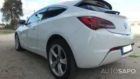 Opel Astra de 2012