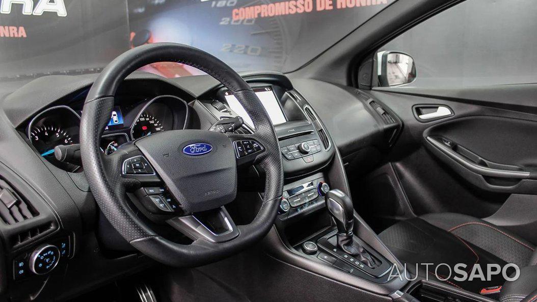 Ford Focus 1.0 EcoBoost ST-Line Aut. de 2018