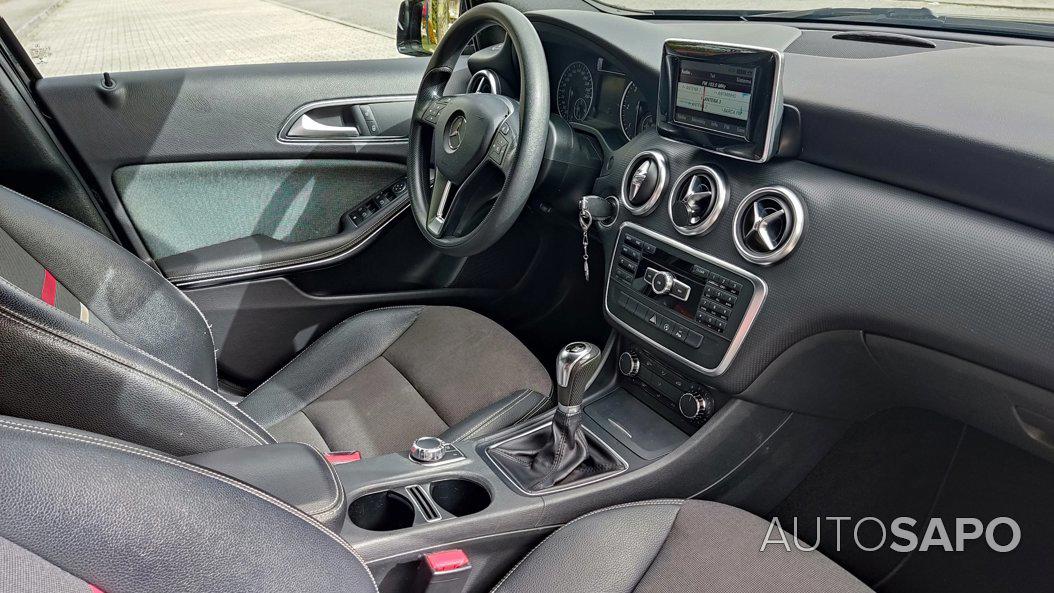 Mercedes-Benz Classe A 180 d Style de 2015