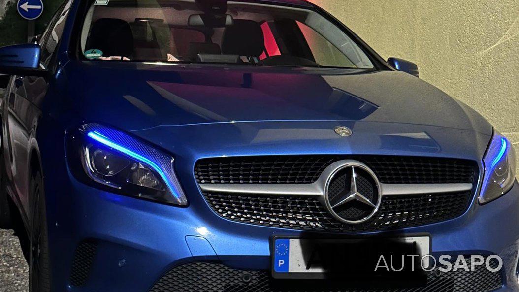 Mercedes-Benz Classe A 220 CDi B.E. Urban Auto de 2016