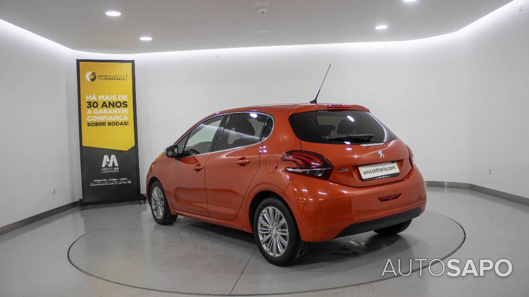 Peugeot 208 1.2 PureTech Allure de 2015