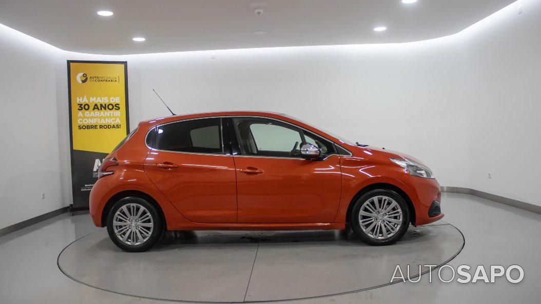 Peugeot 208 1.2 PureTech Allure de 2015