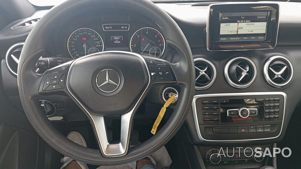 Mercedes-Benz Classe A 180 CDi B.E. Urban de 2014