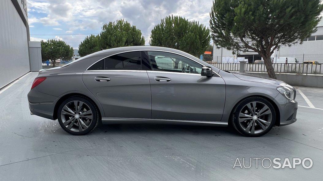 Mercedes-Benz Classe CLA 180 CDi Urban de 2015