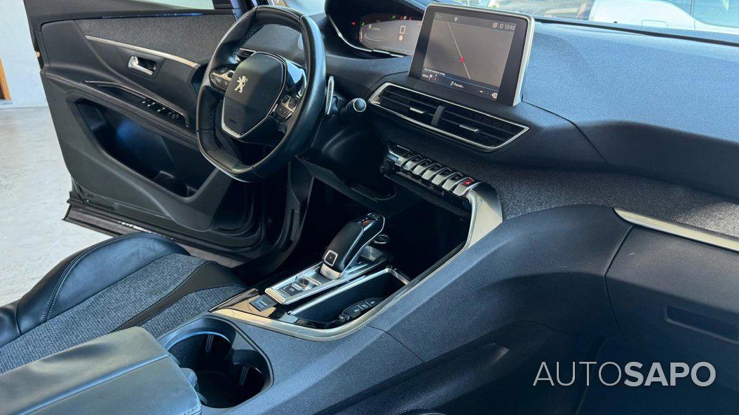 Peugeot 5008 1.5 BlueHDi Allure EAT8 de 2018