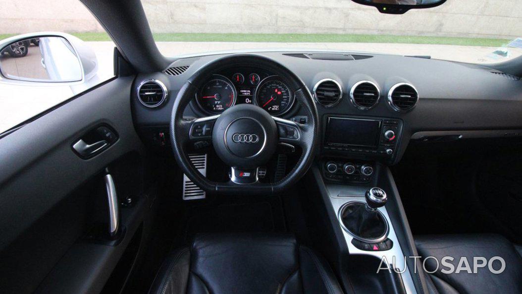 Audi TT 2.0 TDi quattro S-line de 2011