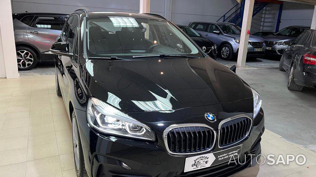 BMW Série 2 Active Tourer 225 xe Line Sport de 2020